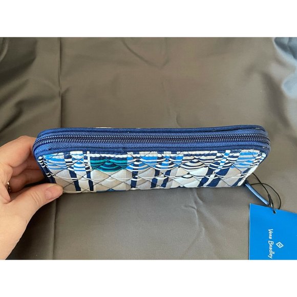 NWT Vera Bradley RFID Georgia Wallet - Santiago woven in Signature Cotton - Picture 6 of 7
